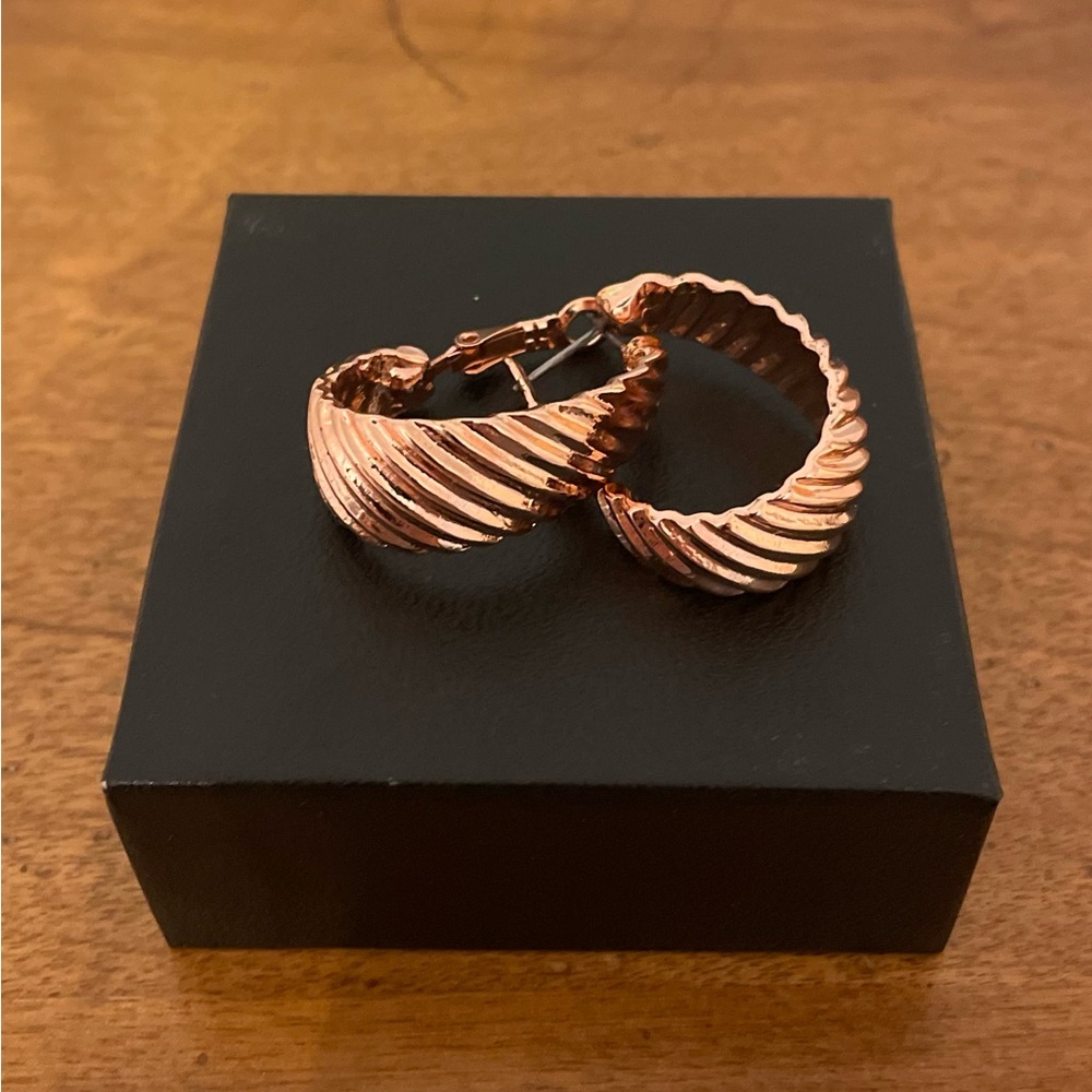 Textured Fashion Costume Jewelry Rose Gold Croissant Dome Oval Hoop Earrings